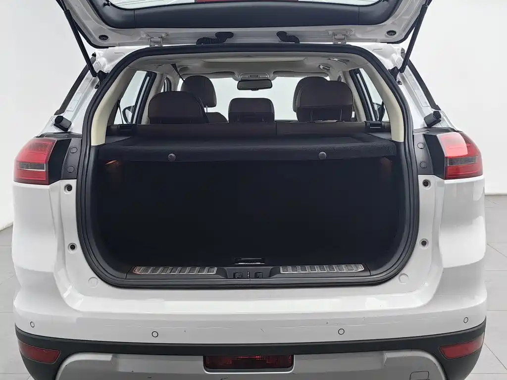 Geely Boyue — миниатюра 16