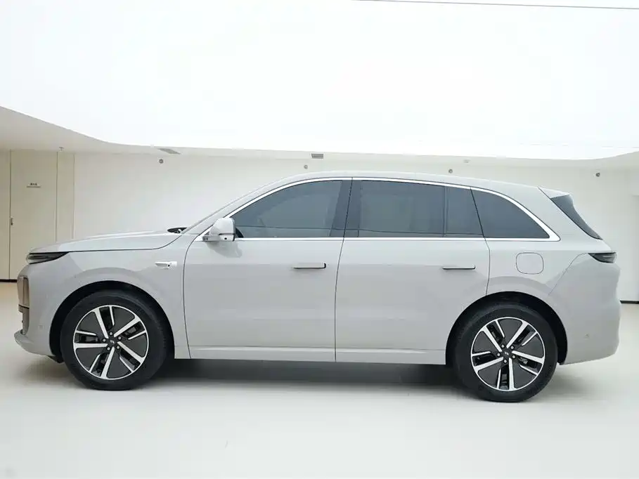 Li Auto IDEAL L6