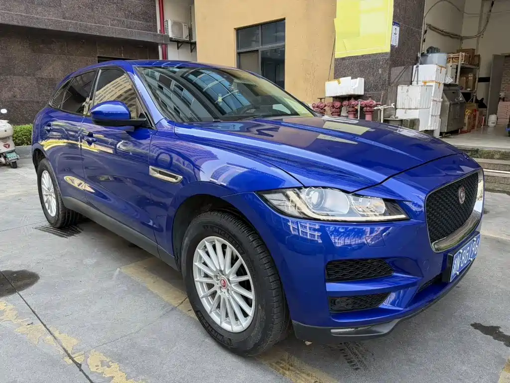 Jaguar F-PACE — миниатюра 8