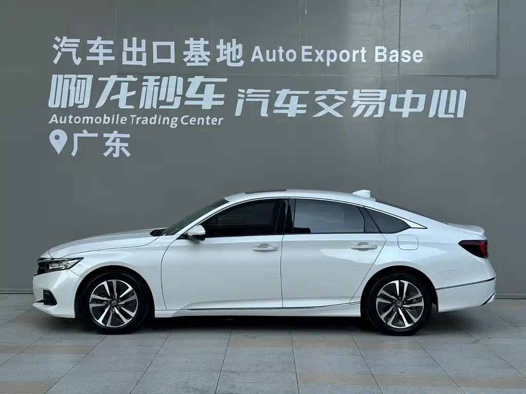 Honda Accord 2022 — фото 3