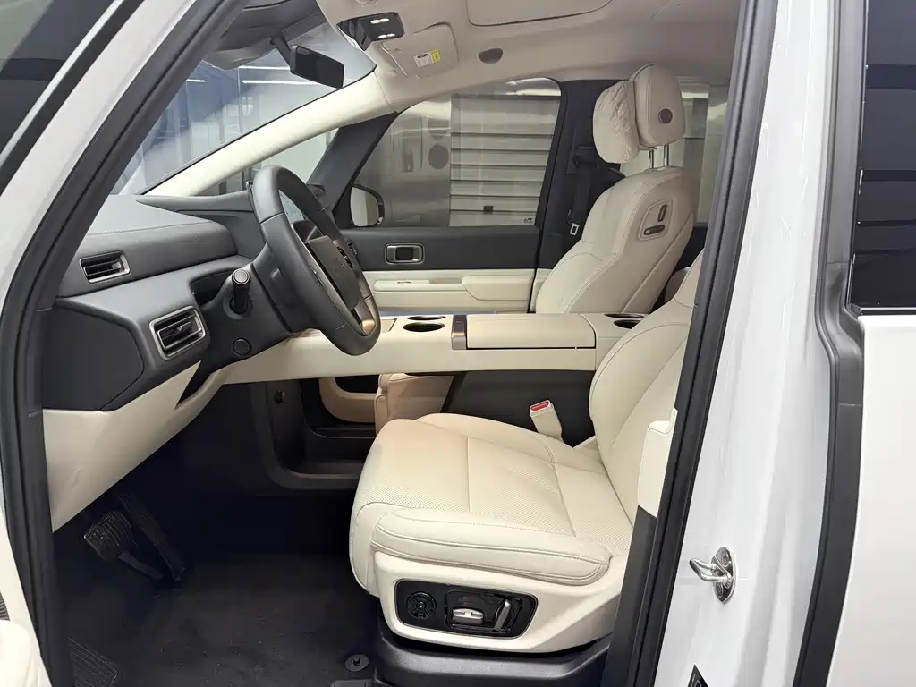 Li Auto Li MEGA — миниатюра 5