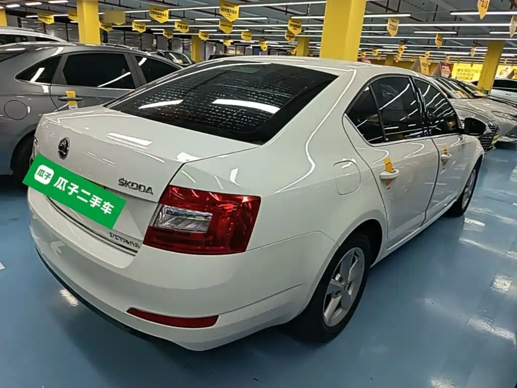 Skoda Octavia — миниатюра 7
