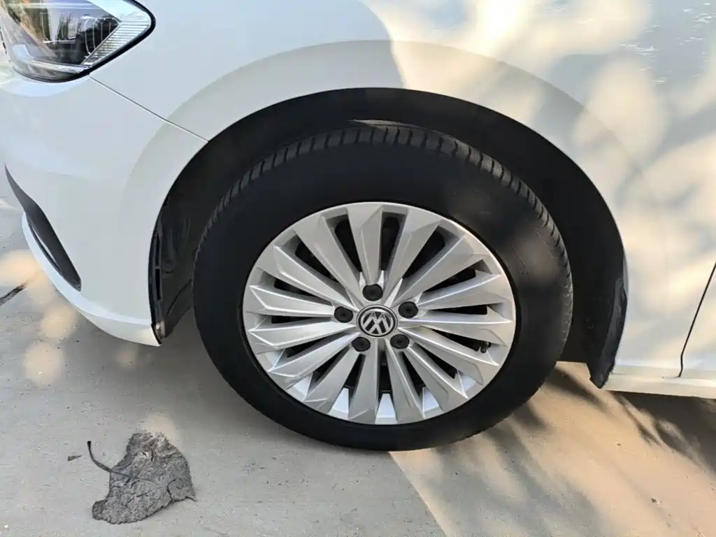 Volkswagen Lavida — миниатюра 23