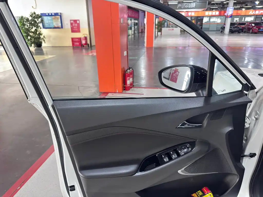 Chevrolet Volando — миниатюра 21