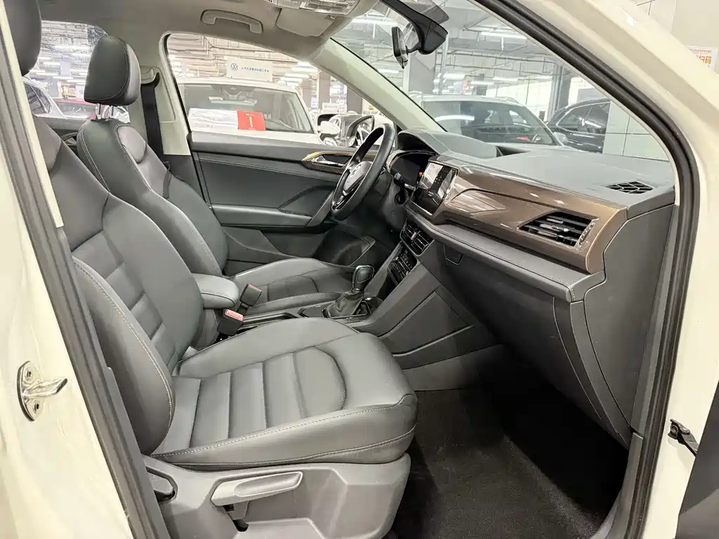 Volkswagen Tharu 2022 280TSI Luxury