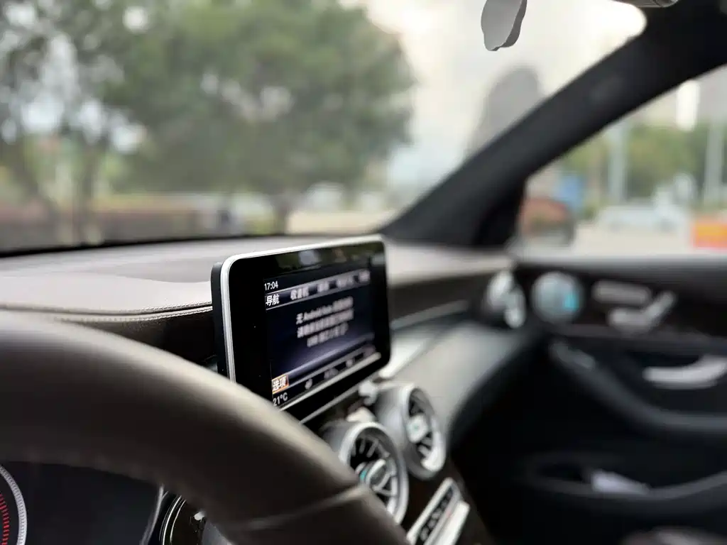 Mercedes-Benz GLC — миниатюра 21