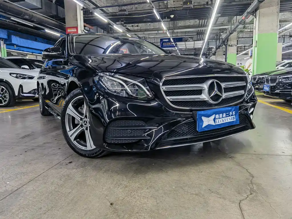 Mercedes-Benz E-Class — миниатюра 3