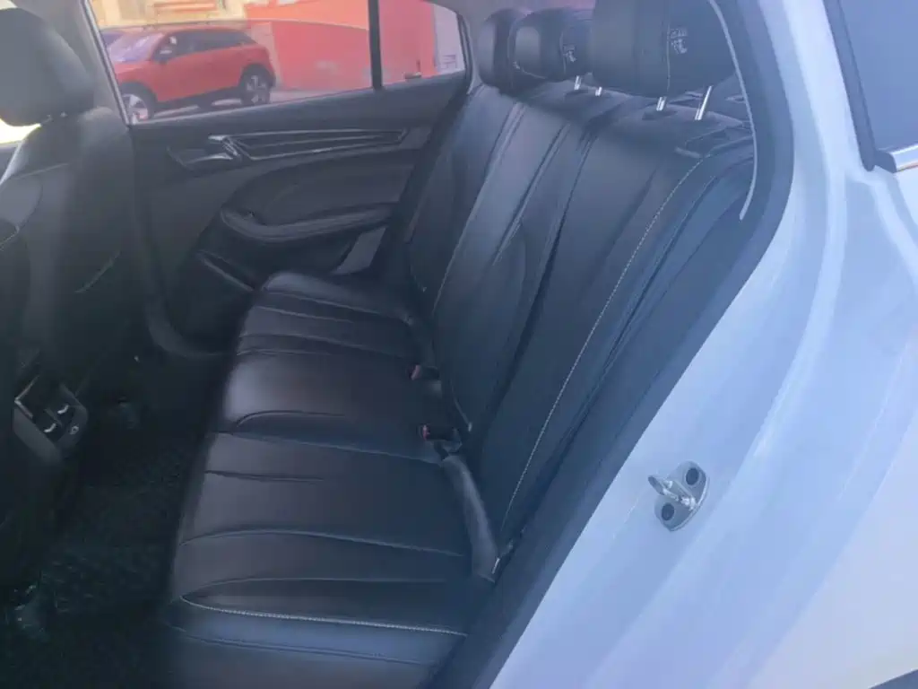 Roewe i5 — миниатюра 17