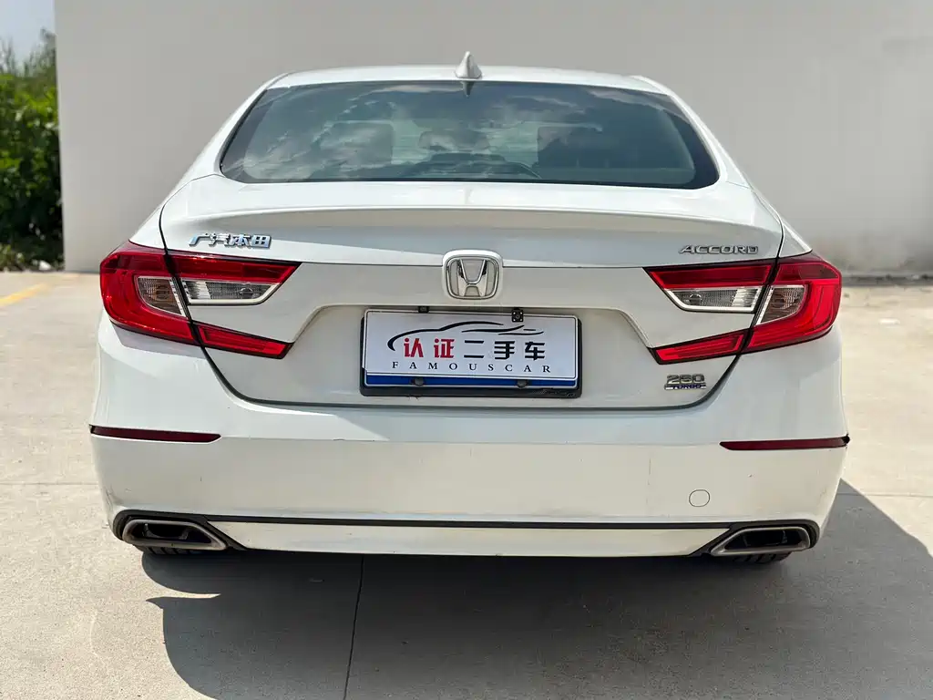 Honda Accord — миниатюра 17