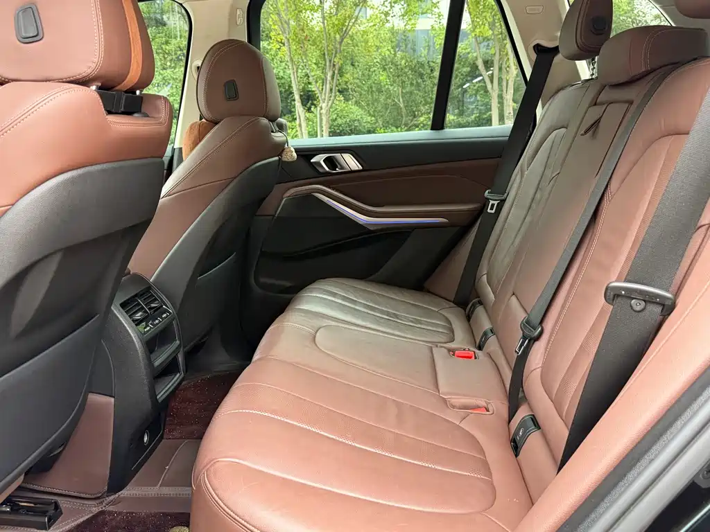 BMW X5 (Import) — миниатюра 8