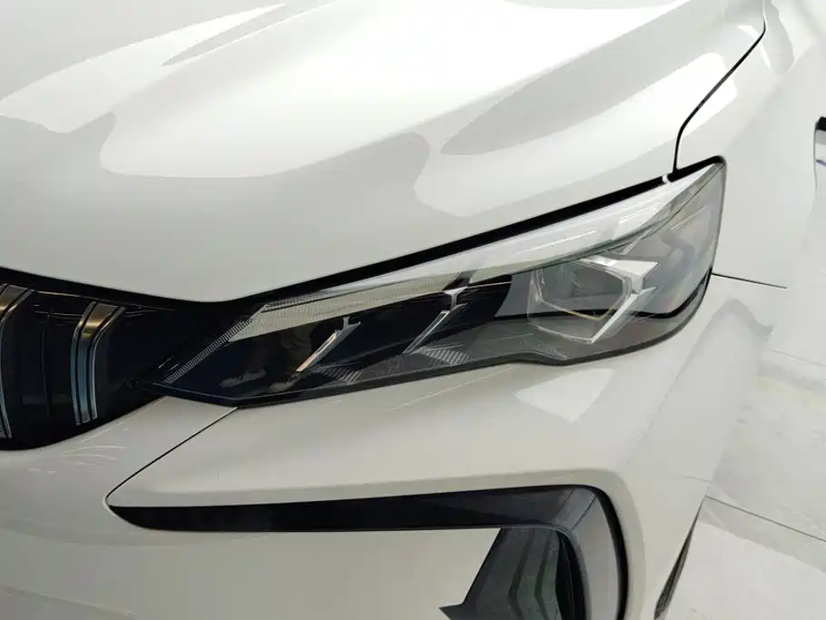 Geely Binrui — миниатюра 5