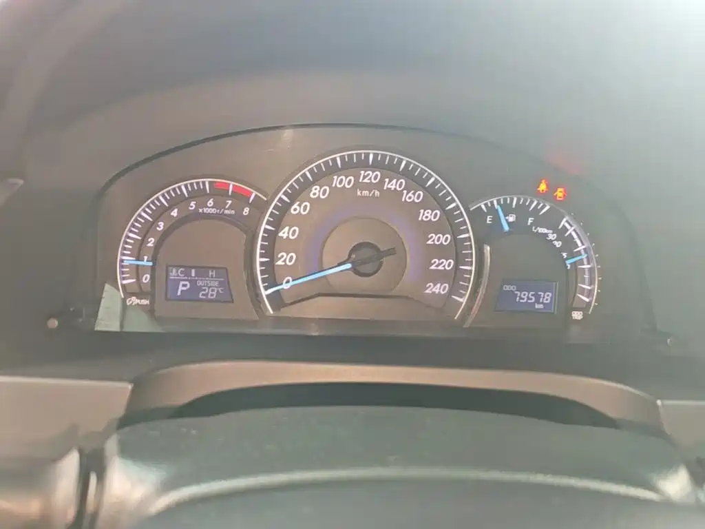 Toyota Camry — миниатюра 12