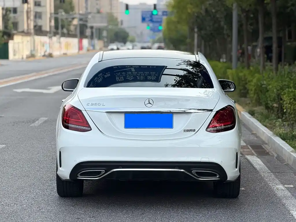 Mercedes-Benz C-Class — миниатюра 5