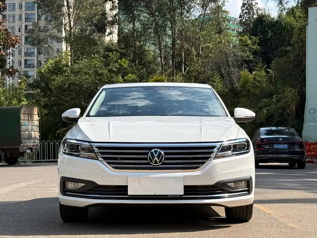 Volkswagen Lavida — миниатюра 2