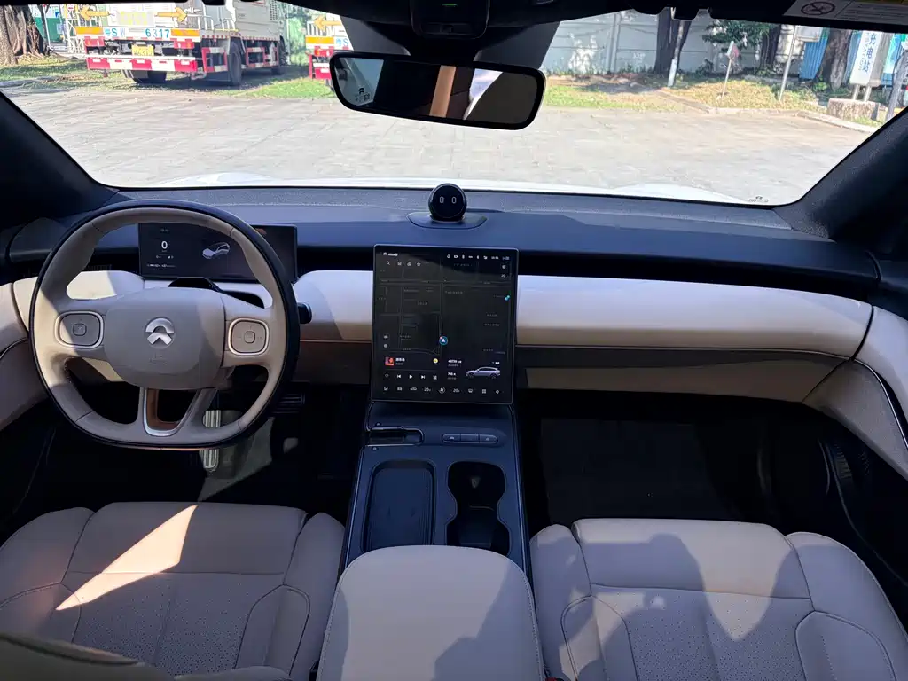 NIO ET5T — миниатюра 13