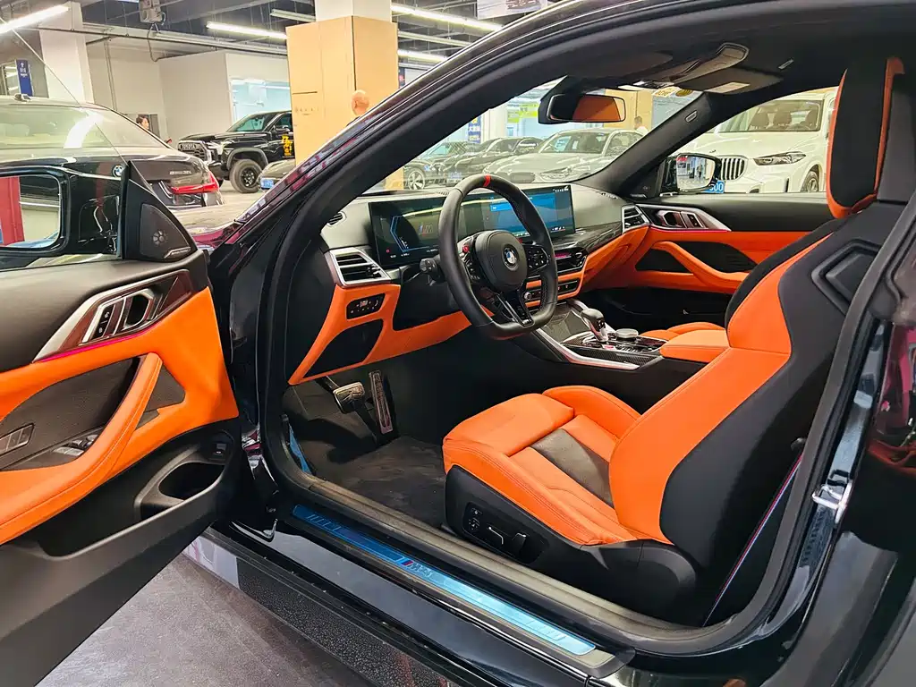 BMW M4 — миниатюра 7