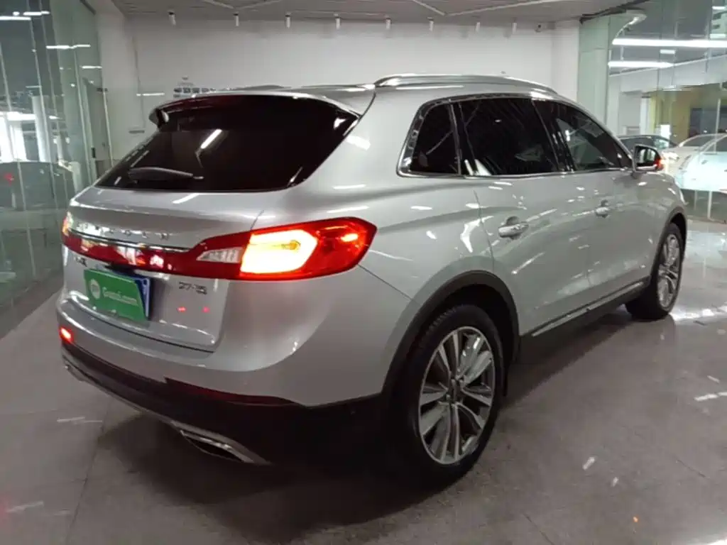 Lincoln MKX — миниатюра 7
