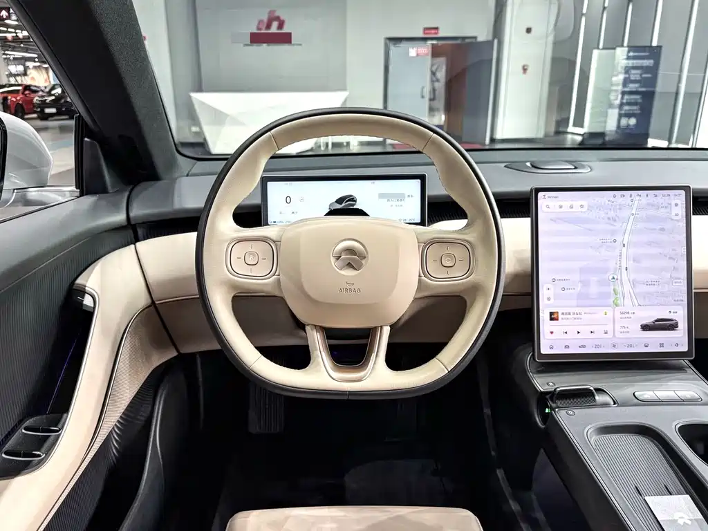 NIO ET5T — миниатюра 4