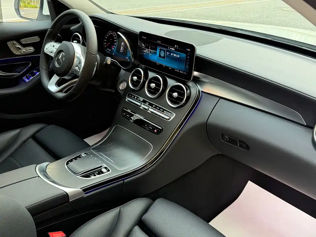 Mercedes-Benz C-Class — миниатюра 18