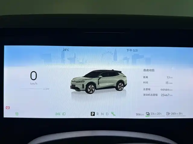Lynk & Co 08 EM-P — миниатюра 6
