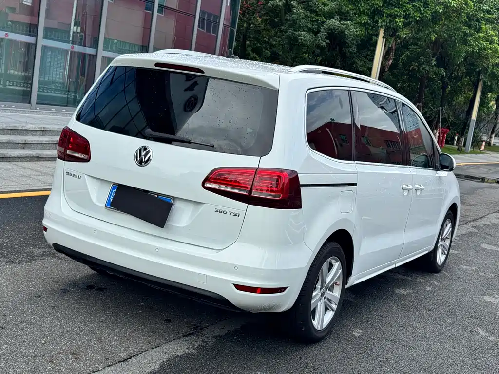 Volkswagen Sharan — миниатюра 6