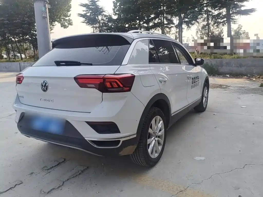 Volkswagen T-Roc — миниатюра 7