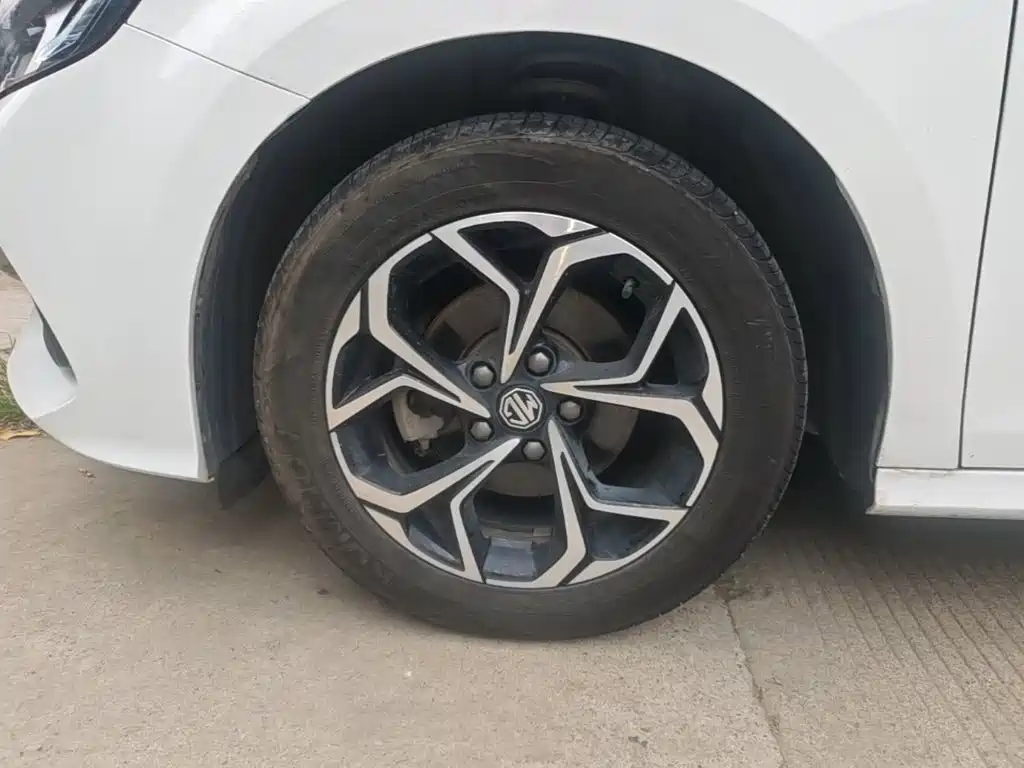 MG MG5 — миниатюра 23
