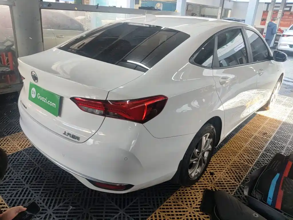 Buick Verano — миниатюра 7