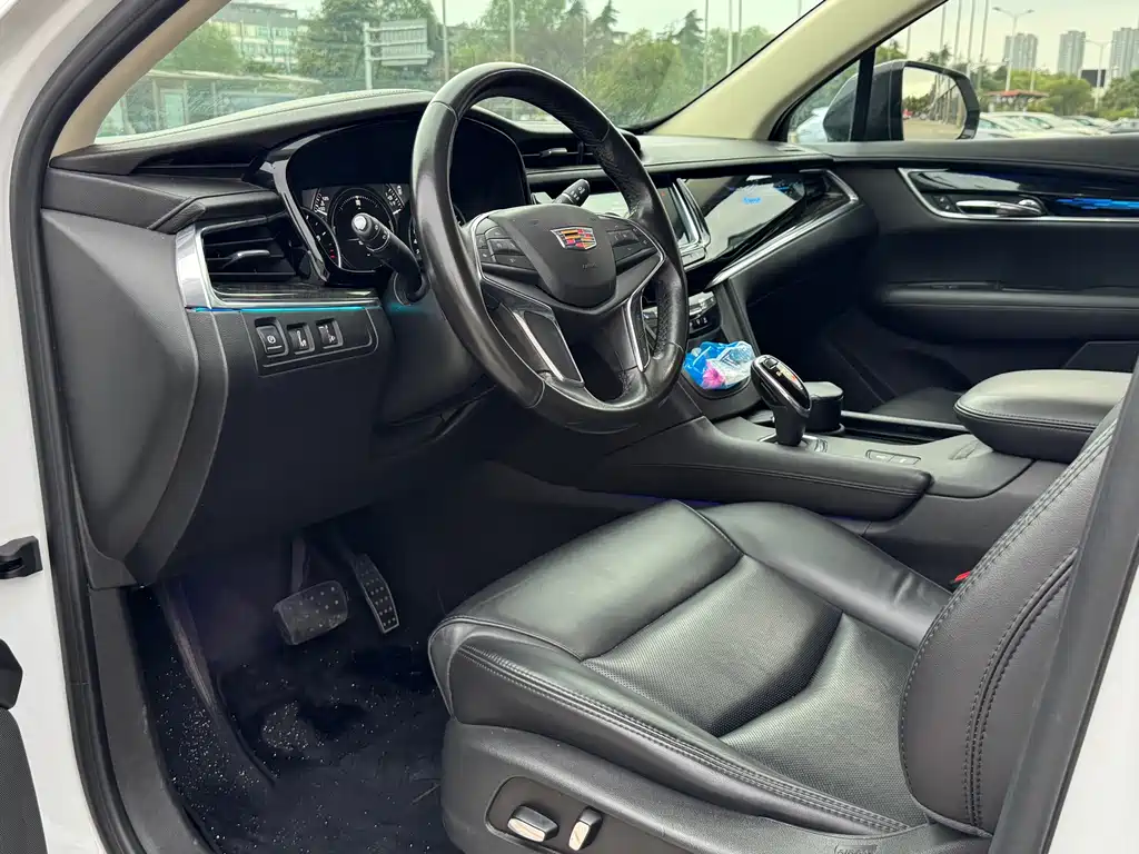 Cadillac XT5 — миниатюра 9