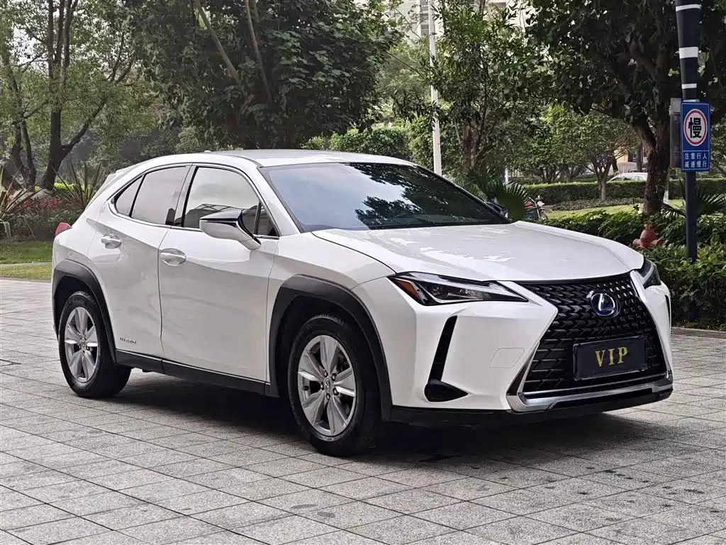 Lexus UX 2020 260h V
