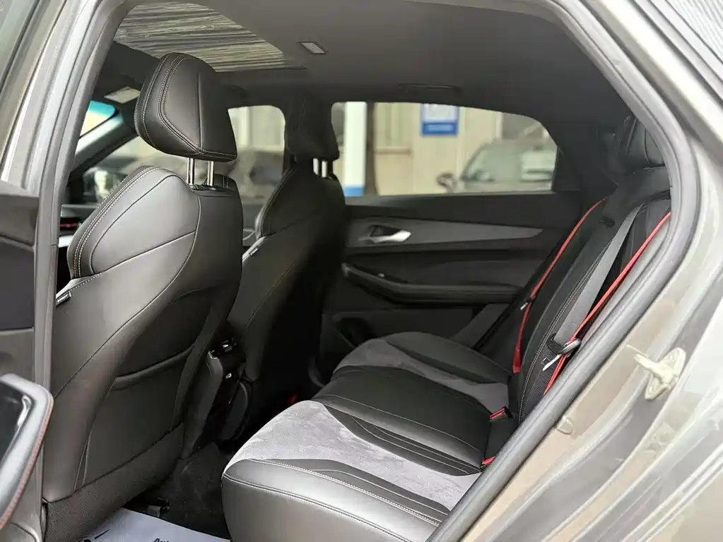 GEELY AUTOMOBILE BINRUI