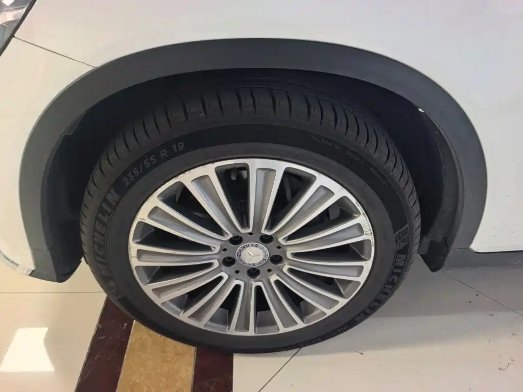 Mercedes-Benz GLC — миниатюра 3