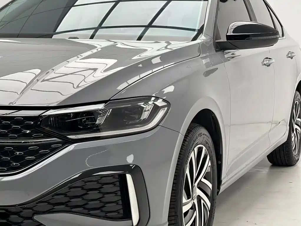 Volkswagen Lavida — миниатюра 4