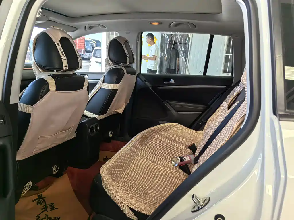 Volkswagen Tiguan — миниатюра 9