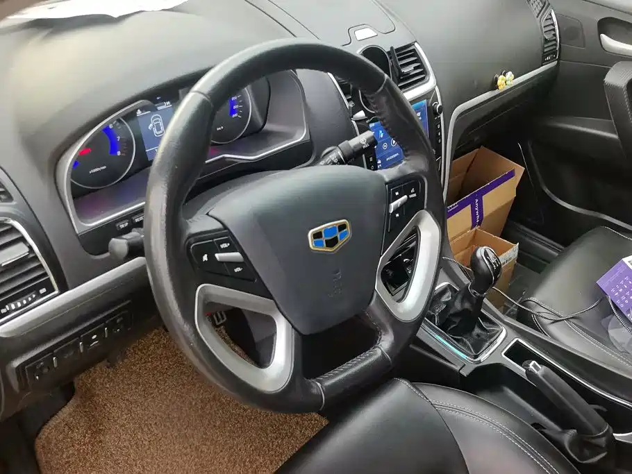 Geely Emgrand — миниатюра 15