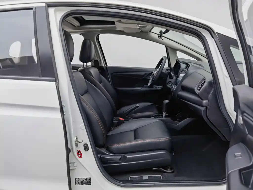 Honda Fit — миниатюра 23