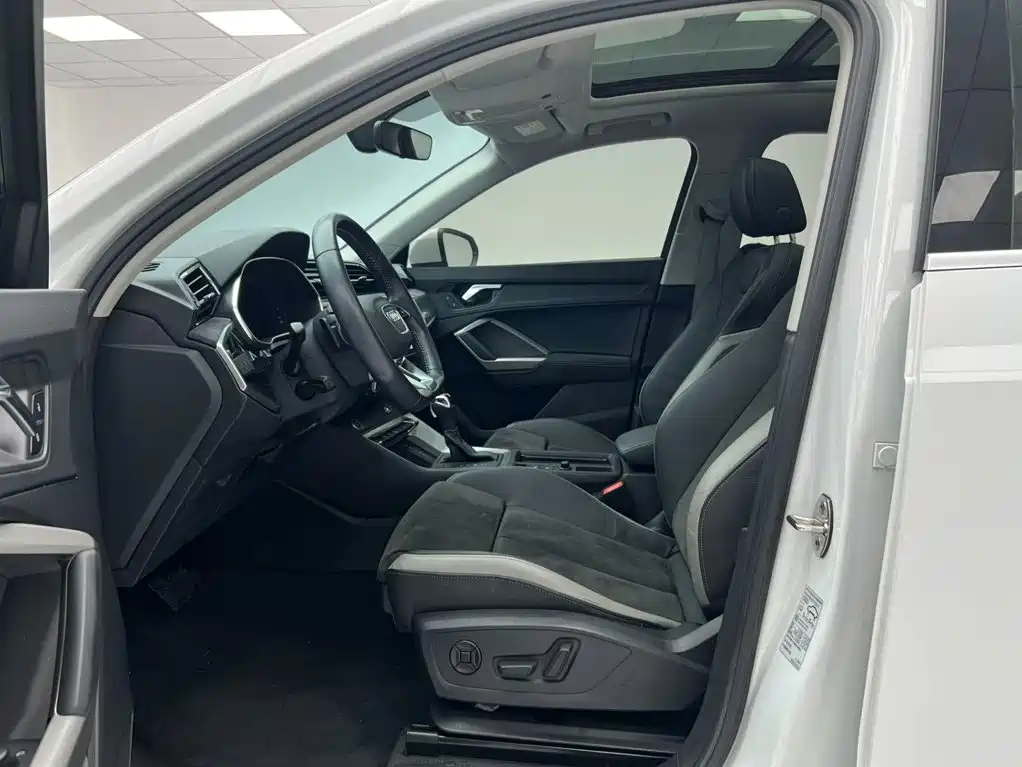 Audi Q3 — миниатюра 11