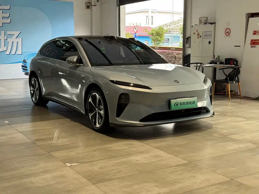 NIO ET5T — миниатюра 3