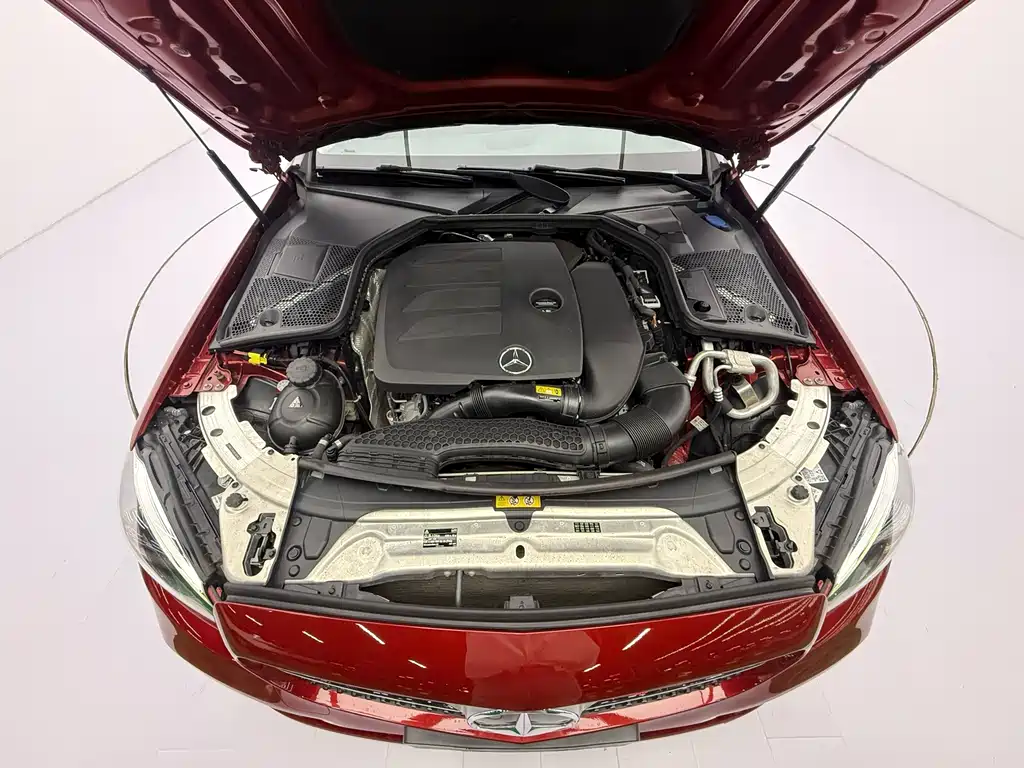 Mercedes-Benz C-Class — миниатюра 8