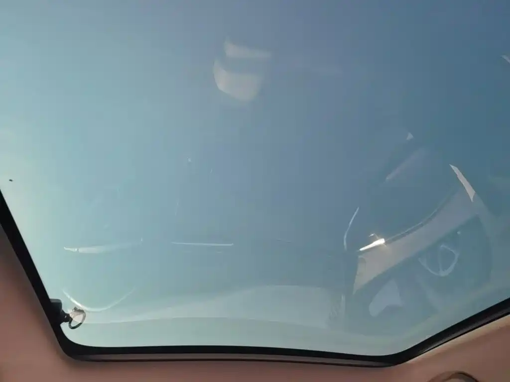 Volvo V40 — миниатюра 18