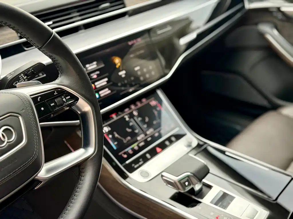 Audi A8 — миниатюра 11