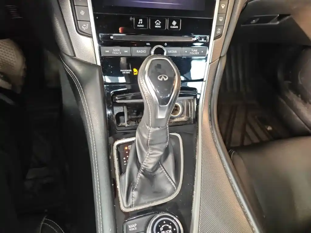 Infiniti Q50L — миниатюра 14