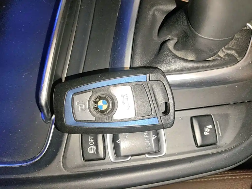 BMW 3 Series — миниатюра 9