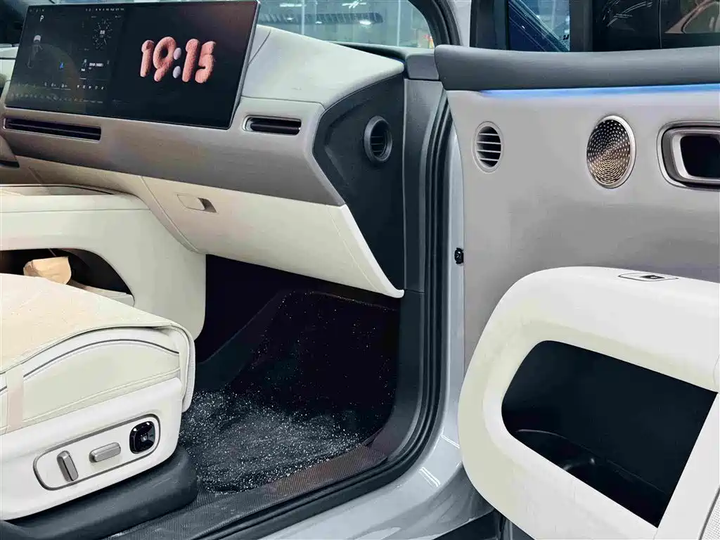 Li Auto Li i6 — миниатюра 21