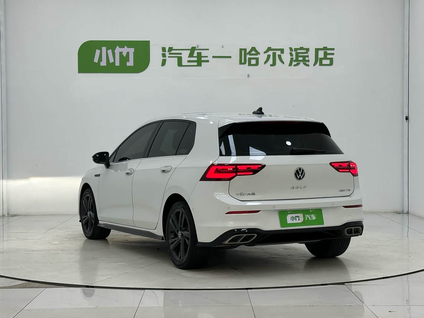 Volkswagen Golf 1.4 л 2022 г. Белый, пробег 39900 км