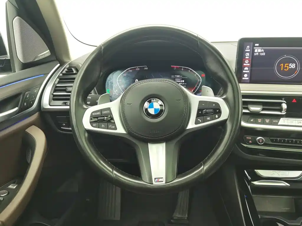 BMW X3 — миниатюра 11