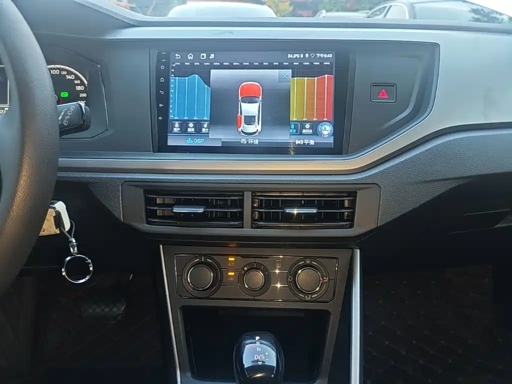 Volkswagen Polo — миниатюра 13
