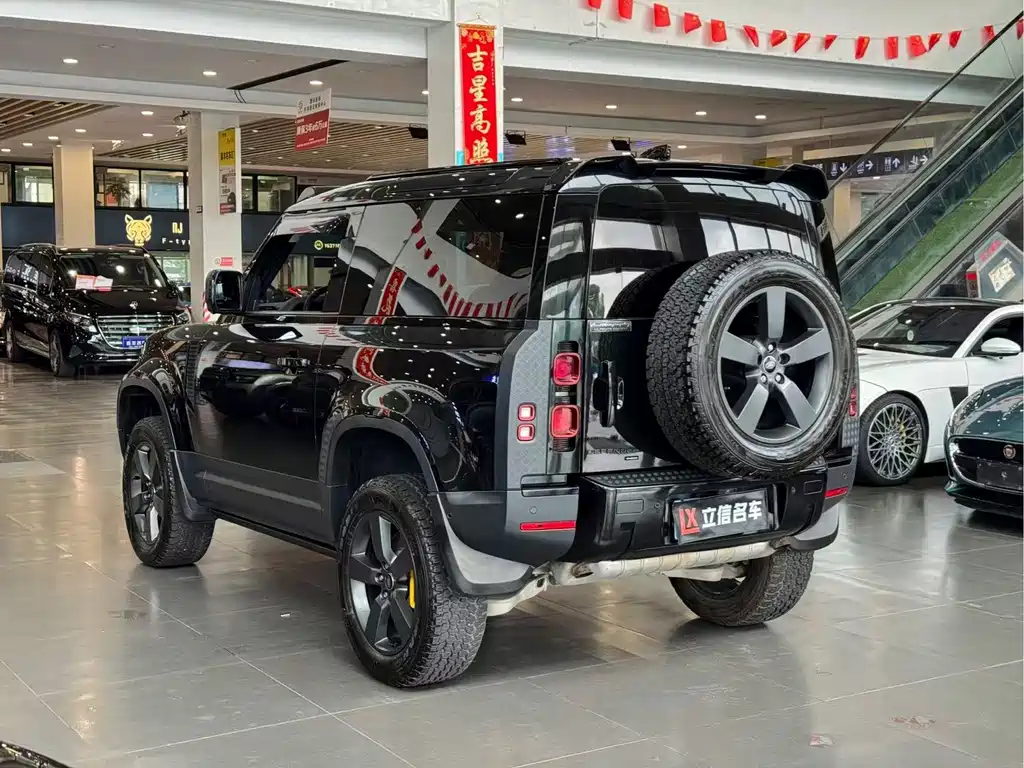 Land Rover Defender — миниатюра 13
