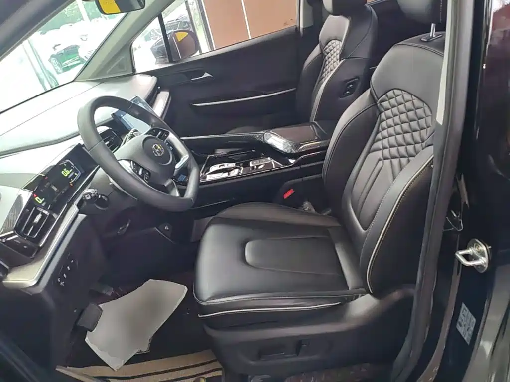 Hyundai Custo — миниатюра 15
