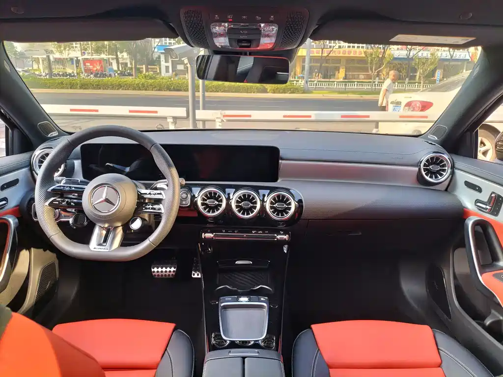 Mercedes-Benz A-Class AMG — миниатюра 4